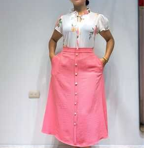 FALDA AMALIA, lino burbuja coral - campana pretina con elastico atras y cartera con botones